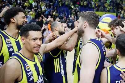 Fenerbahçe Bekolu yıldızdan 'Türkiye için oynamak isterim' çıkışı!