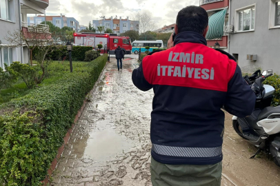 İzmir'de dere taştı, vatandaşlar çaresiz kaldı