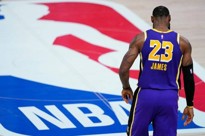 LeBron James'ten bir rekor daha