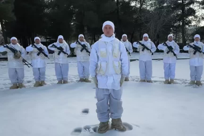 Mehmetçikten 'Sabahat teyzeye' teşekkür