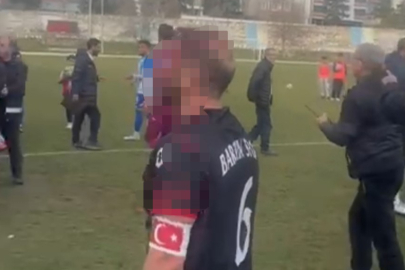Bartın'da maç sonu saha karıştı: 3 futbolcu yaralandı