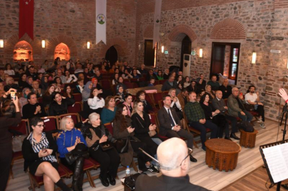 Bursa Osmangazi’de 14 Şubat ezgileri yükseldi