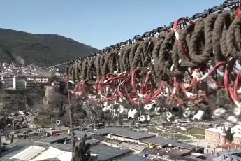 Bursa Ulu Cami'ye Ramazan mahyası: 'Kul hakkından sakın'