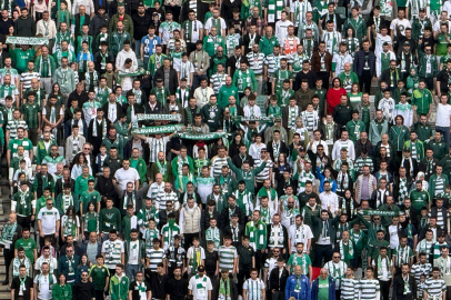 Bursaspor taraftarı Gökhan Kırdar’la coştu!