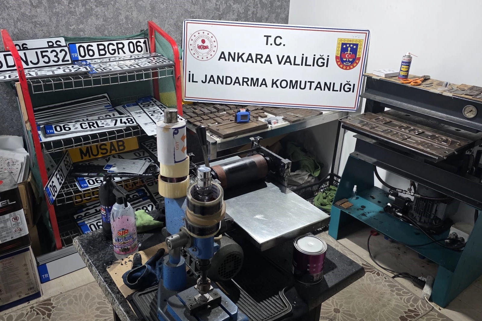 Ankara’da resmi belgede sahtecilik yapan şahıs gözaltına alındı