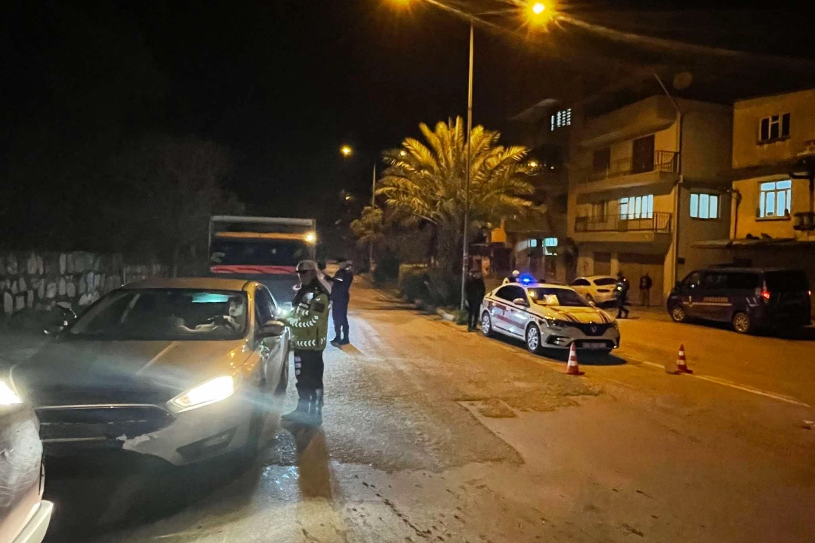 Aydın’da polisten 'Çember' operasyonu