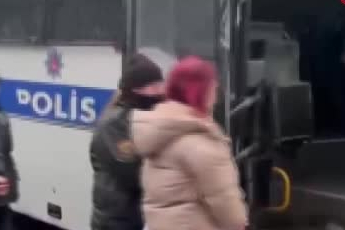 Sosyal medyada müstehcen içerik paylaştıkları iddiasıyla gözaltına alınan 17 şüpheli tutuklandı