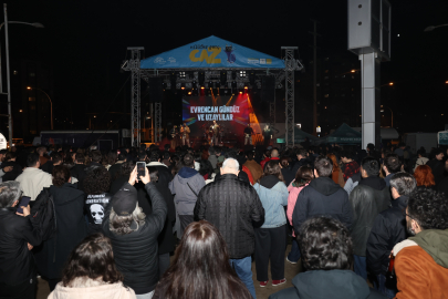 Bursa Nilüfer Genç Caz Evrencan Gündüz ile final yaptı