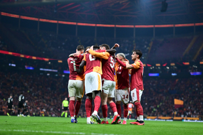 Galatasaray'dan unutulmaz zafer! Juventus'u sahaya gömdük: 5-2