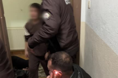 Aksaray’da bir evde üç kişi silahla vurulmuş halde bulundu