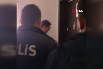 Bursa'da bir genç ablasını bıçakla rehin aldı