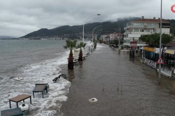 Bursa'da taşkın havadan görüntülendi! O anlar kamerada...