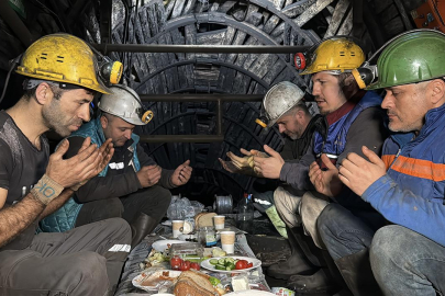 Yerin 120 metre altında sahur sofrası