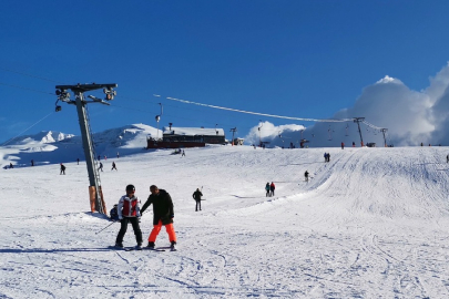 Bursa'nın zirvesi Uludağ’da turizm alarmı! Beklenen turist akını gelmedi