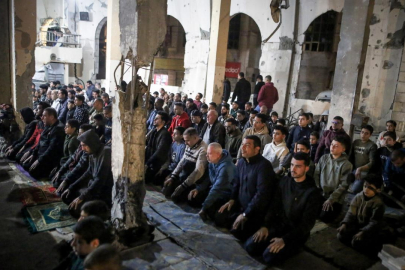 Gazze’de ramazan yokluk, korku ve ölüm tehdidi altında karşılandı