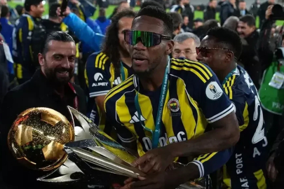 Jhon Duran'dan Fenerbahçe'nin Nottingham Forest mağlubiyeti sonrasında olay hareket!