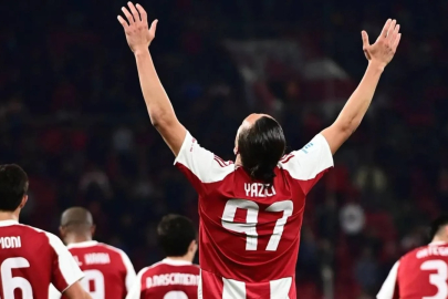 Olympiakos, Panetolikos'u yendi