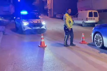 Bursa’da heyelan: Mudanya-Kurşunlu yolu trafiğe kapandı!