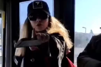 Otobüse köpeğiyle binip, 'Savcıyım' diyerek tehditler savurmuştu! Soruşturma başlatıldı...