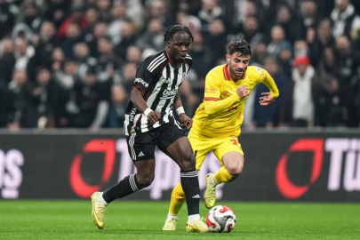 Sahasında kanatlandı: Beşiktaş'tan taraftarı önünde farklı gösteri