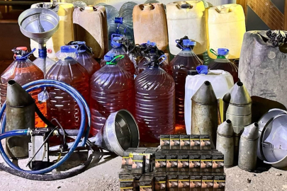 Van'da kaçak akaryakıt ve sigara ele geçirildi