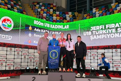 Bursa Büyükşehir Belediyesporlu Sena Çakmak Türkiye ikincisi