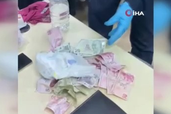 Bursa'da dilencilik parasını çocuk bezine sakladılar!