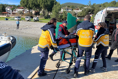 Muğla'da balıkçı teknesinde rahatsızlanan vatandaşa tıbbi tahliye