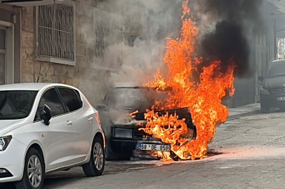Nevşehir'de park halindeki otomobil yandı
