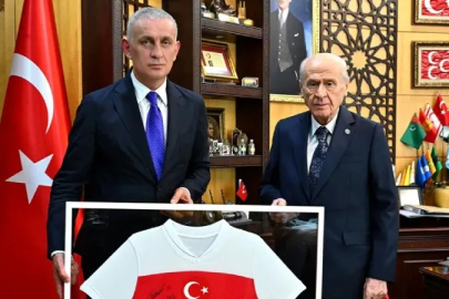 Bahçeli'den Hacıosmanoğlu'na destek: Cesurdur, delikanlıdır