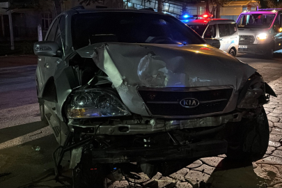 Bolu’da ciple otomobil çarpıştı: Araçlar ağır hasar aldı