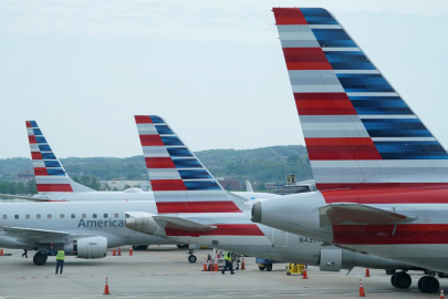 American Airlines uçağında kurşun deliği tespit edildi