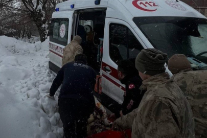 Erzincan Kemaliye’de toprak kayması: 1 işçi hayatını kaybetti