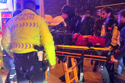 Erzurum'da kar yağışı kazayı beraberinde getirdi: Motokurye yaralandı