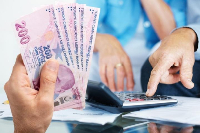 Gözler Meclis'e çevrilmişti! Emekli bayram ikramiyelerine zam geliyor...