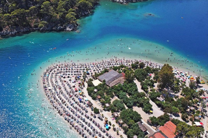 Peş peşe denk gelen tatil dönemi turizmi hareketlendirecek