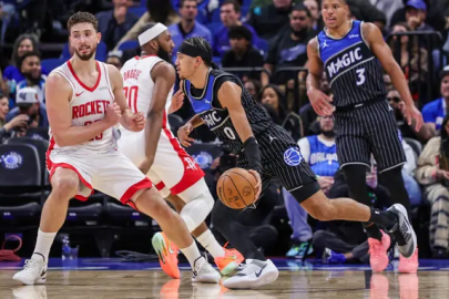 Alperen Şengün'lü Rockets 19 sayı geriden geldi