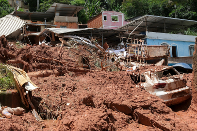 Brezilya'daki sel ve toprak kaymalarında can kaybı 59'a yükseldi