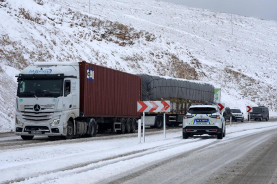Doğu ve İç Anadolu'da ulaşıma kar ve tipi engeli