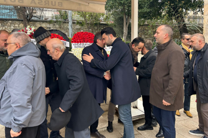 Enes Çelik, Refik Özen’i yalnız bırakmadı