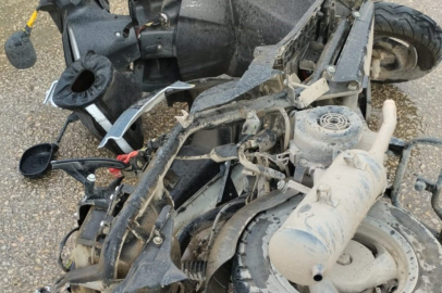 Karabük'te öğrenci servisi ile çarpışan motokurye kaldırıldığı hastanede hayatını kaybetti