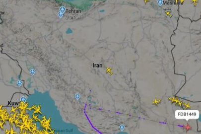 ABD ve İsrail İran'ı vurdu, hava trafiği durdu: Uçuşlar iptal