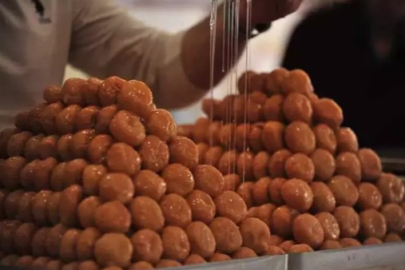 Bursa'da 66 yıldır iftar sofralarını tatlandırıyor! Tarifini sır gibi saklıyorlar...