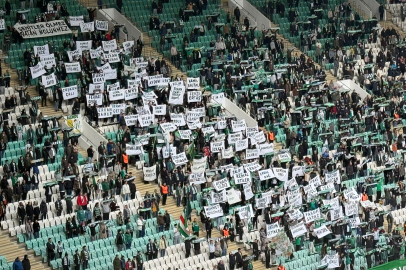 Bursaspor taraftarı şehitleri unutmadı