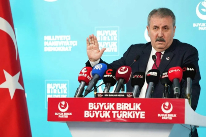 Destici: ABD ve İsrail, Epstein pisliğini örtbas etmek için İran'ı vuruyor