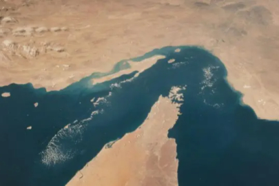 İran Hürmüz Boğazı'nı kapattı