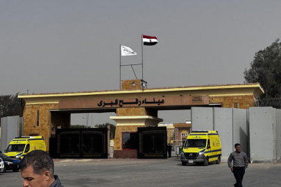 İsrail Gazze’ye açılan tüm kapıları kapattı