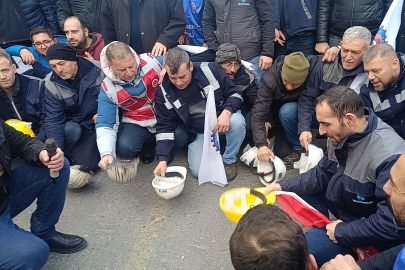 Soma'da yüzlerce maden işçisi şehir merkezine yürüdü