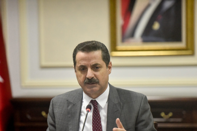 Faruk Çelik’ten sert sözler: Barış maskesi altında vahşet!