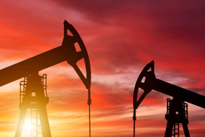 İran'ın Hürmüz hamlesine petrol piyasalarından sert yanıt bekleniyor